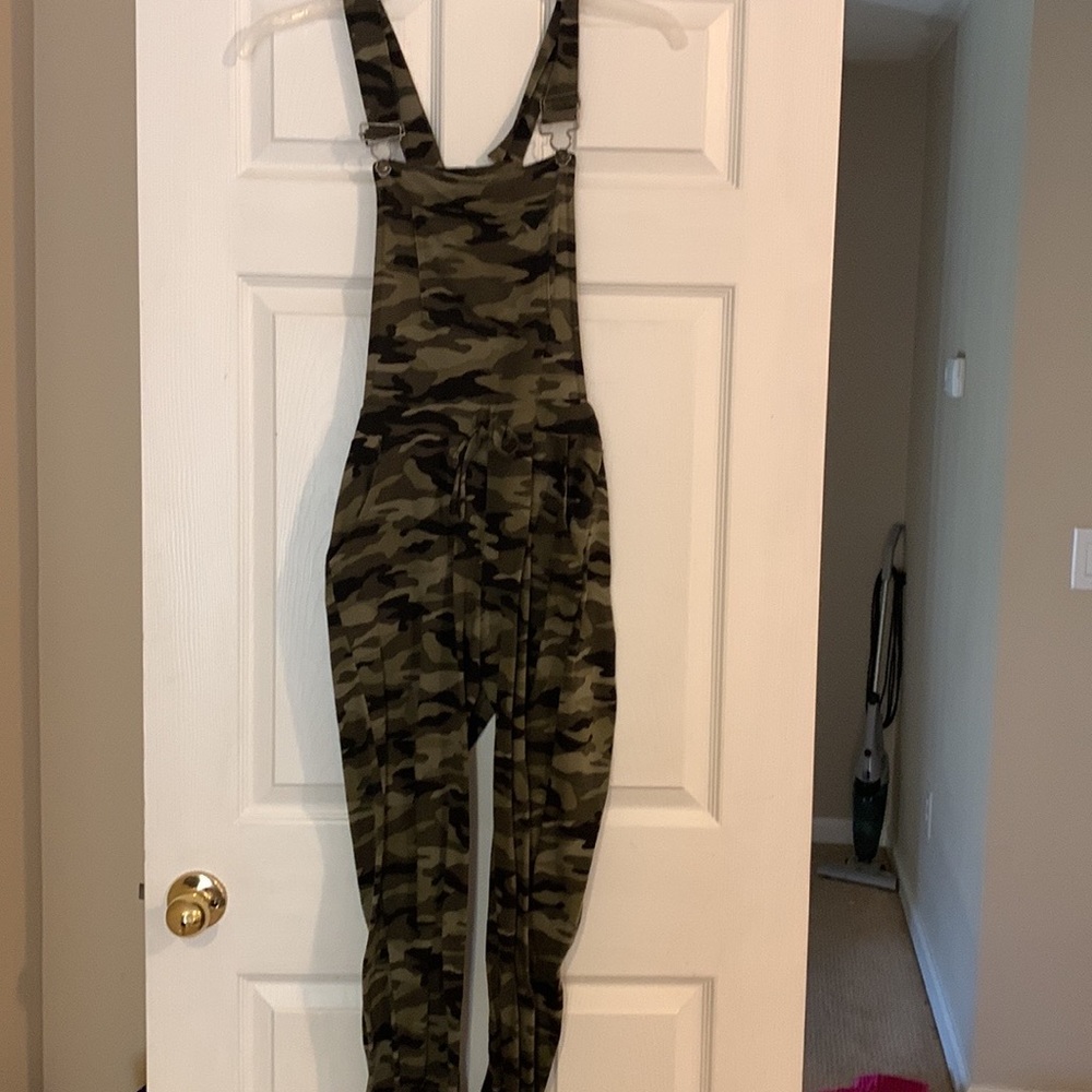 Army overalls